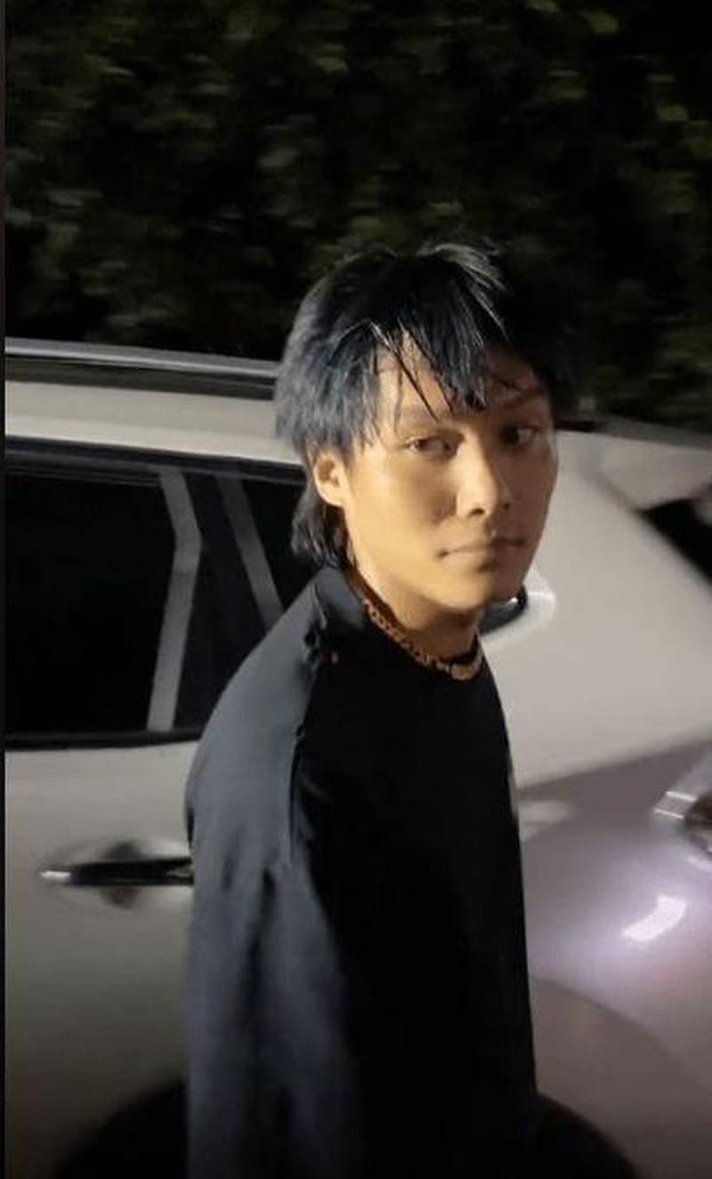 惊天大翻车！疯狂小杨哥直播当场被抓包脸都绿了