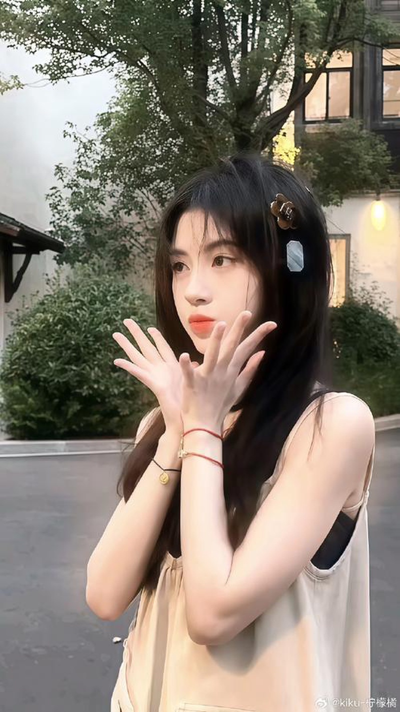 鞠婧祎新剧古装封神!铁刘海终于抛弃了?这波美出新高度直接跪了